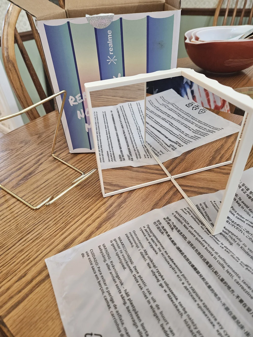realme V Non-Reversing Mirror - Iridescent Gradient
